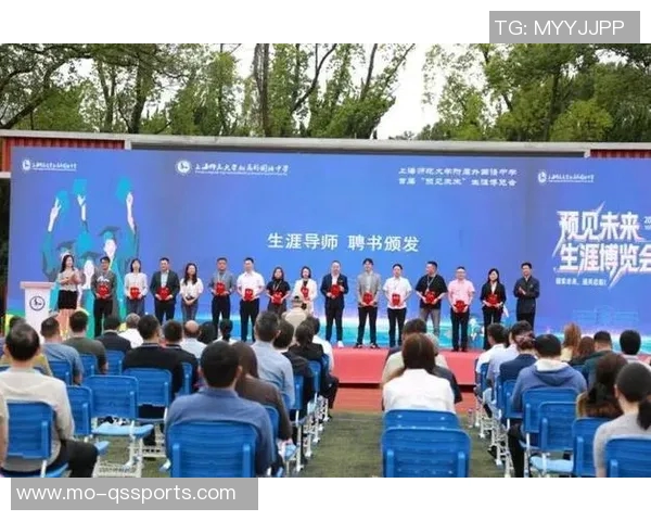 奎因谈弗拉格：我们高中就畅享在大学&NBA碰面，我们都在追逐梦想