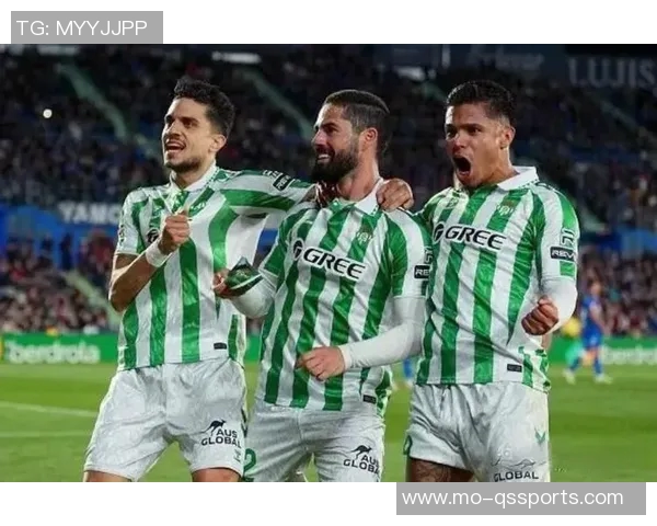 巴坎布:如果皇家贝蒂斯决定留下我,我会选择留下 巴坎布:如果皇家贝蒂斯决定留下我,我会选择留下