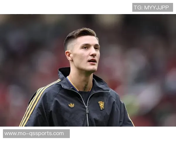 德科:现在不是谈论引援的时候,也不是谈论莱万续约的时候 德科:现在不是谈论引援的时候,也不是谈论莱万续约的时候